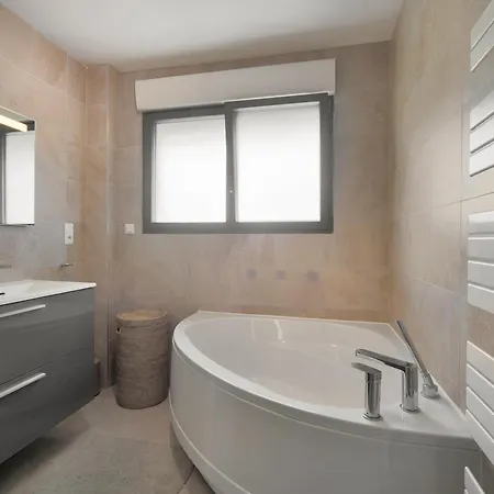 La - Piscine Et Jacuzzi Prive Prázdninový dům