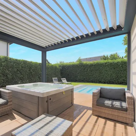 Prázdninový dům La - Piscine Et Jacuzzi Prive Sainghin-en-Mélantois