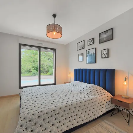 Prázdninový dům La - Piscine Et Jacuzzi Prive